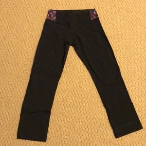 Lululemon crops